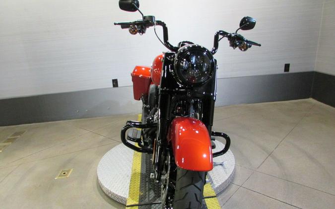 2025 Harley-Davidson® FLHRXS - Road King® Special