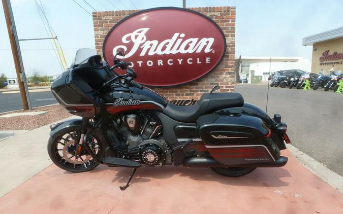 2026 Indian Motorcycle® Challenger Dark Horse Signature Series Abyss Metallic / Red Allert
