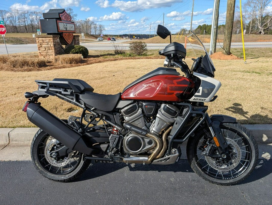 2024 Harley-Davidson Pan America™ 1250 Red Rock / Birch White