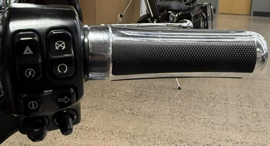 2017 Harley-Davidson® FLHTKSE - CVO™ Limited