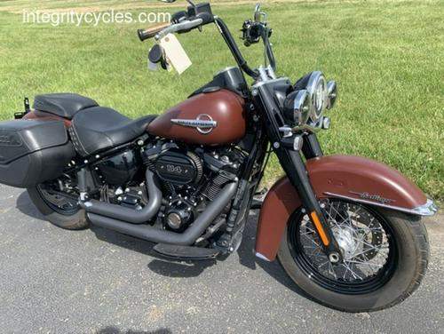 2018 Harley-Davidson® FLHCS - Softail® Heritage Classic 114