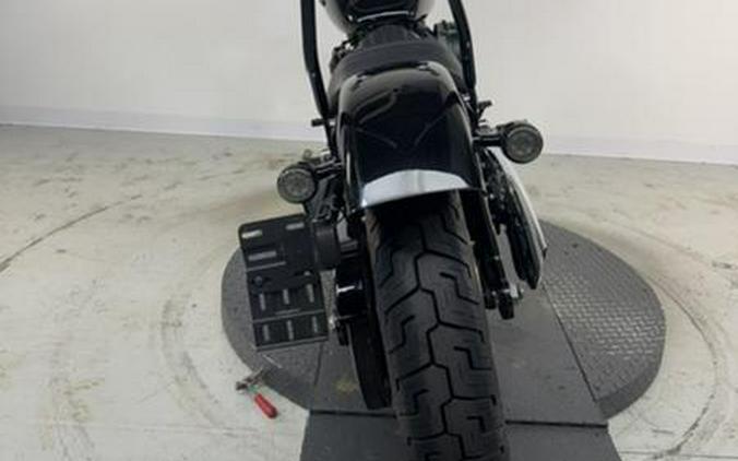 2019 Harley-Davidson® FXBB - Softail® Street Bob®