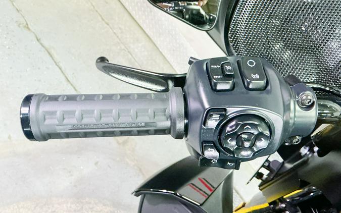 2025 Harley-Davidson Street Glide® Ultra