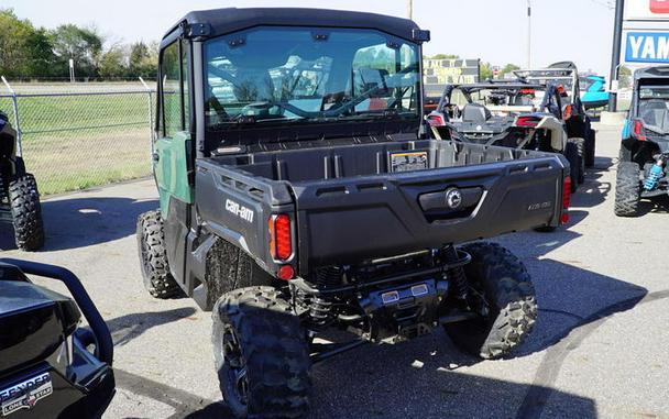 2024 Can-Am® Defender DPS CAB HD9