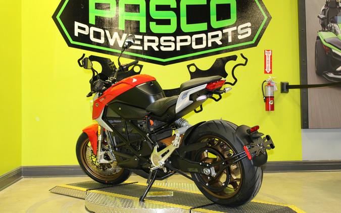 2024 Zero™ Motorcycles FST STREET SR/F NA ZF17.3