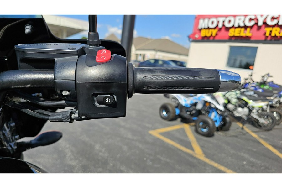 2014 Victory Motorcycles Vegas® 8-Ball®