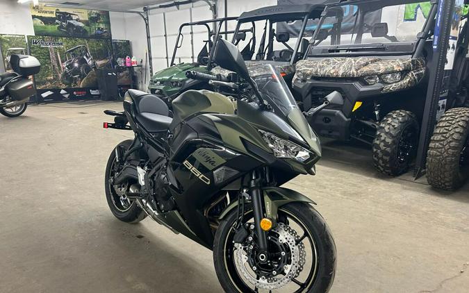 2024 Kawasaki Ninja® 650 ABS KRT Edition