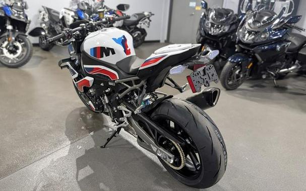 2026 BMW M 1000 R Light White/M Motorsport