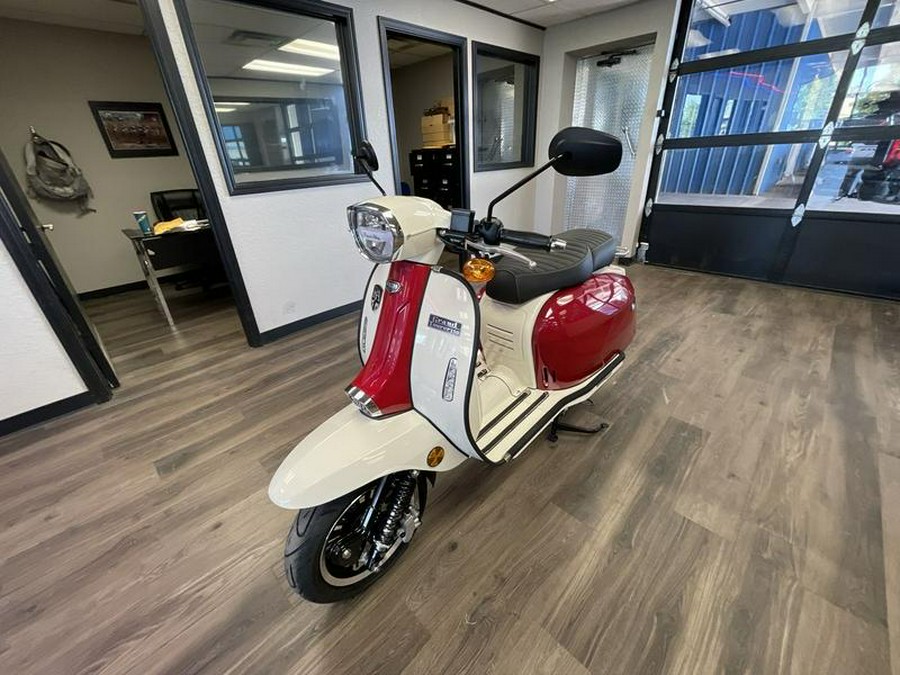 2023 Genuine Scooter Co Grand Tourer 150