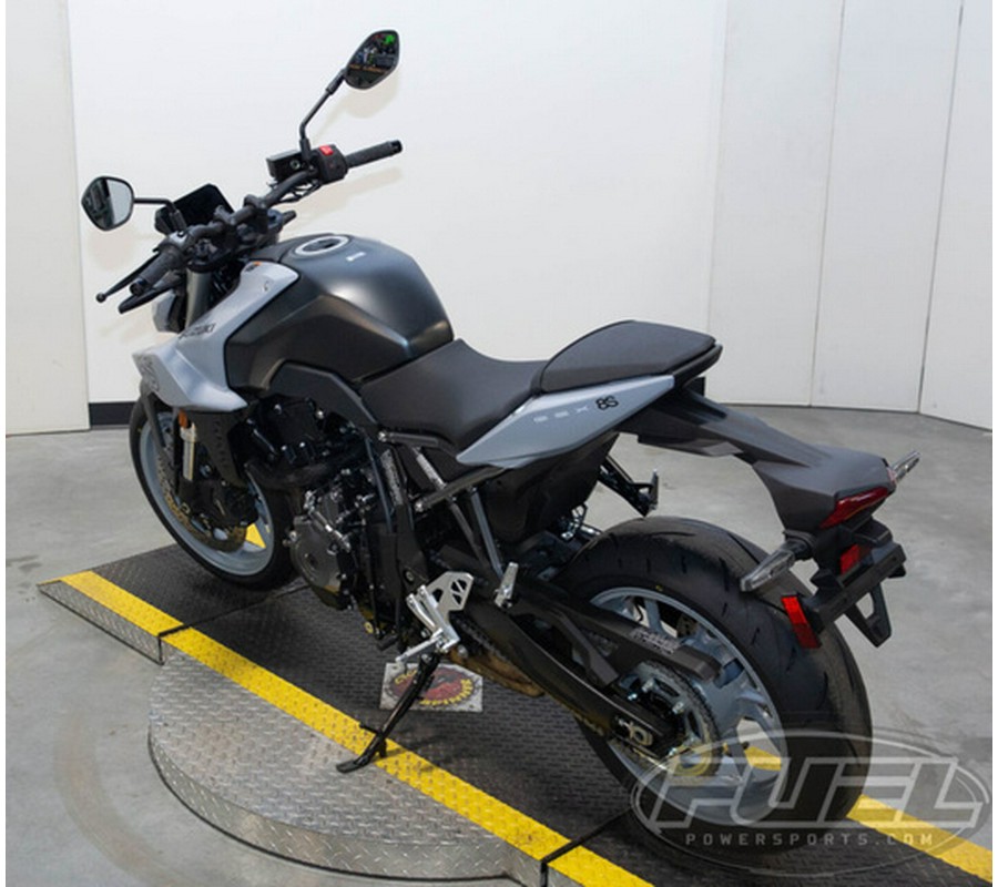 2024 Suzuki GSX-8S