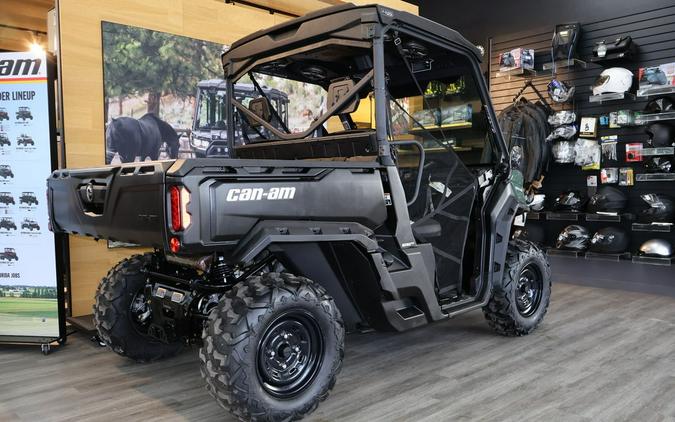 2024 Can-Am® Defender HD9