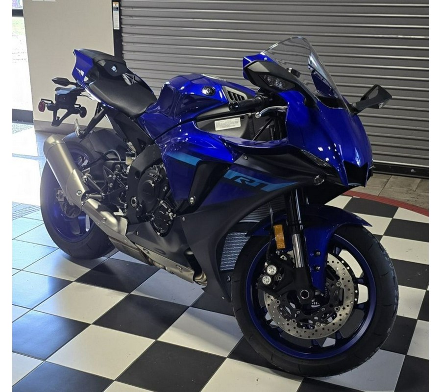 2024 Yamaha YZF-R1