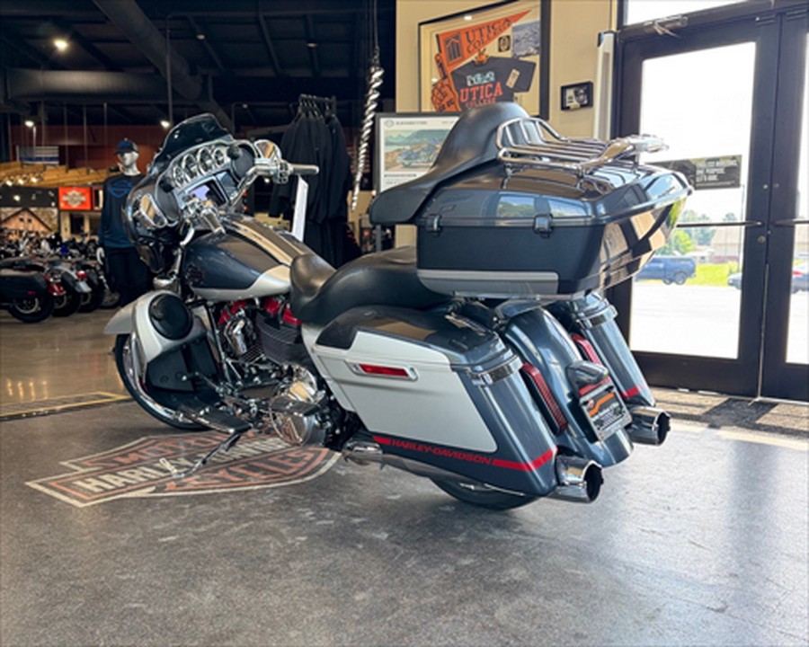 2019 Harley-Davidson CVO™ Street Glide®