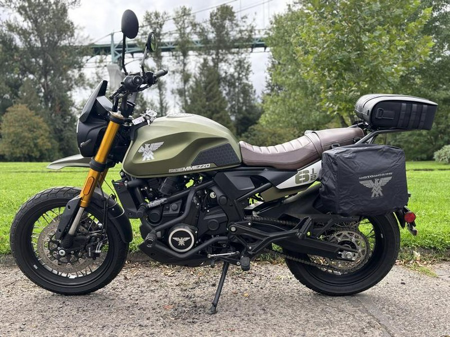 2023 Moto Morini® Seiemmezzo SCR