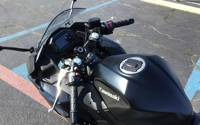 2026 Kawasaki Ninja® 500 Metallic Flat Spark Black