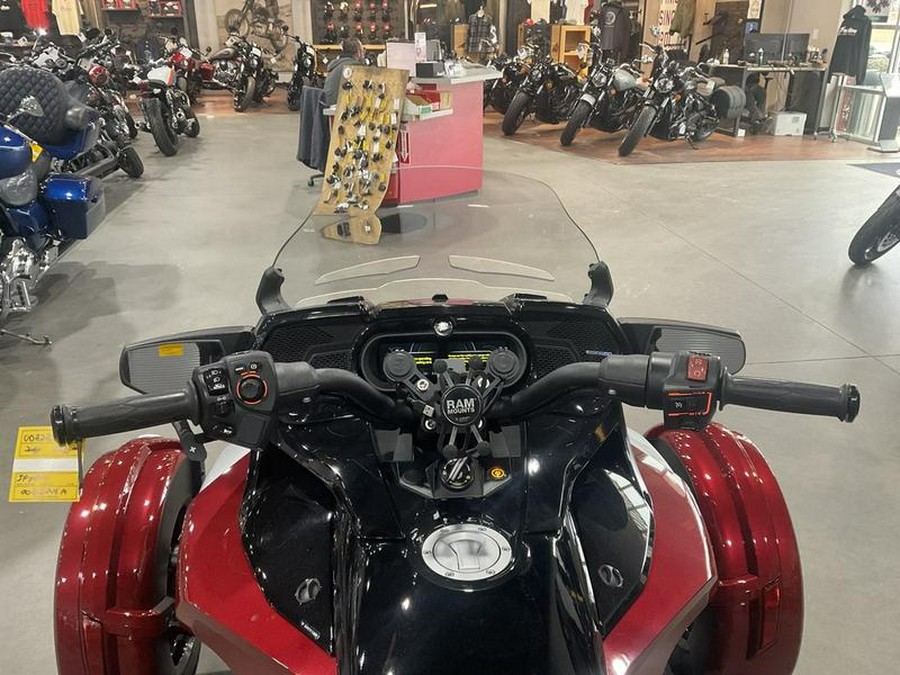 2018 Can-Am® Spyder® F3-T