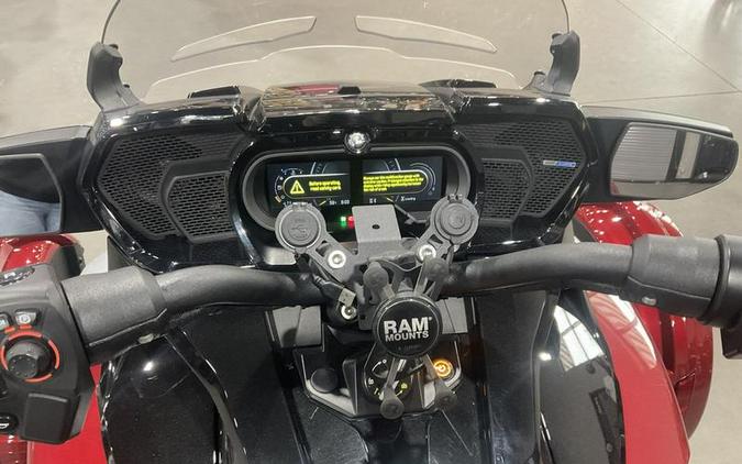 2018 Can-Am® Spyder® F3-T