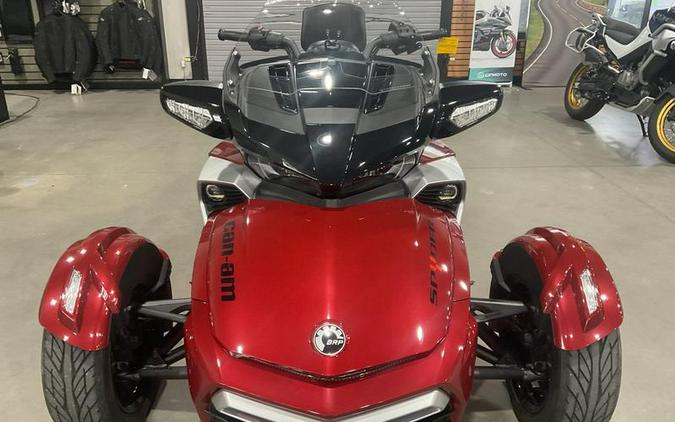 2018 Can-Am® Spyder® F3-T