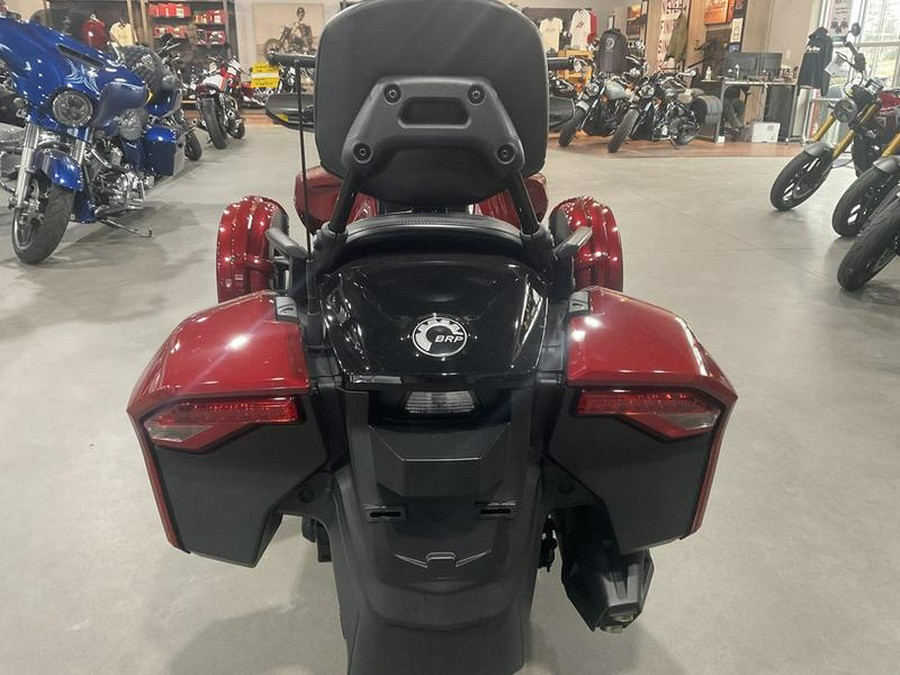 2018 Can-Am® Spyder® F3-T