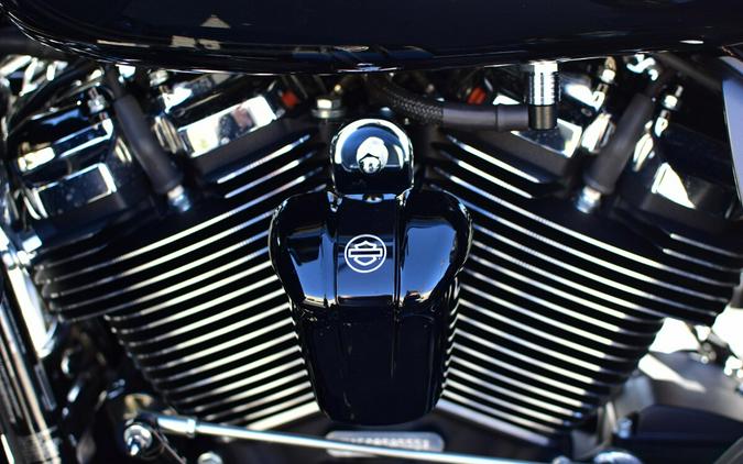 2025 Harley-Davidson Tri Glide Ultra FLHTCUTG