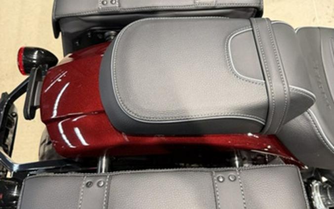 2025 Indian Super Scout Maroon Metallic With Graphics