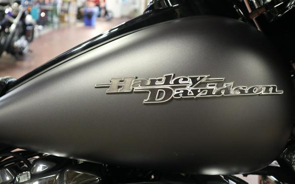 2017 Harley-Davidson Street Glide® Special