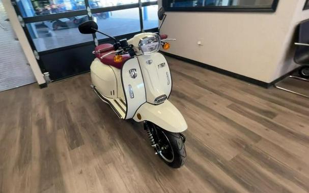 2023 Genuine Scooter Co Grand Tourer 150