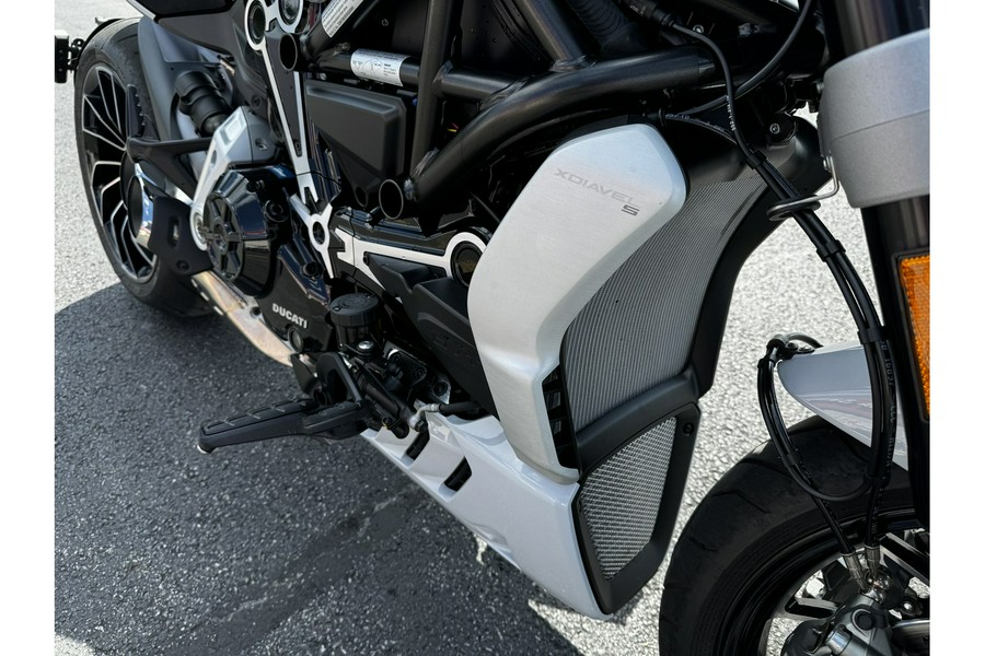 2019 Ducati XDiavel Base