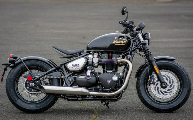 2025 Triumph Bonneville Bobber Icon Edition