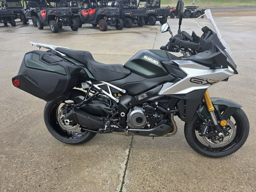 2024 Suzuki GSXS1000GXPM4