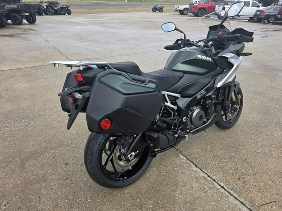 2024 Suzuki GSXS1000GXPM4