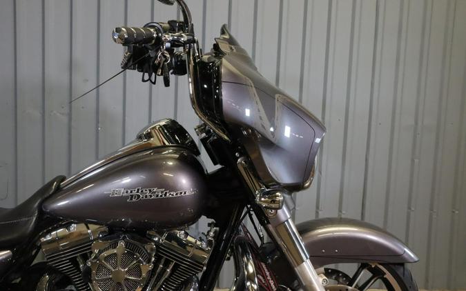 2014 Harley-Davidson Street Glide FLHX