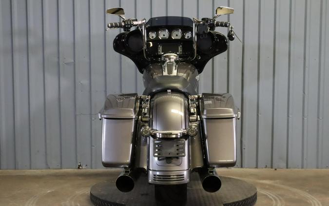 2014 Harley-Davidson Street Glide FLHX