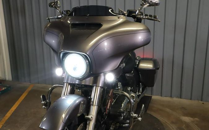 2014 Harley-Davidson Street Glide FLHX