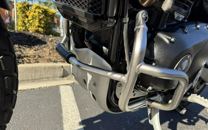 2025 Triumph SCRAMBLER 1200 XE