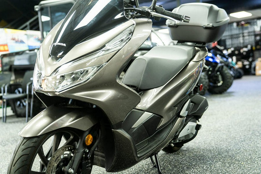 2019 Honda® PCX150