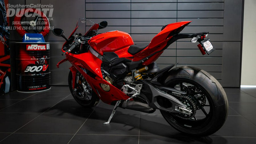 2026 Ducati Panigale V4