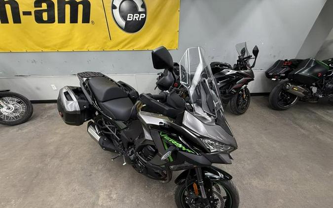 2025 Kawasaki Versys® 1100 SE LT ABS