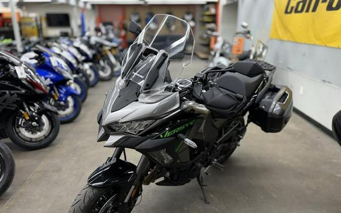 2025 Kawasaki Versys® 1100 SE LT ABS