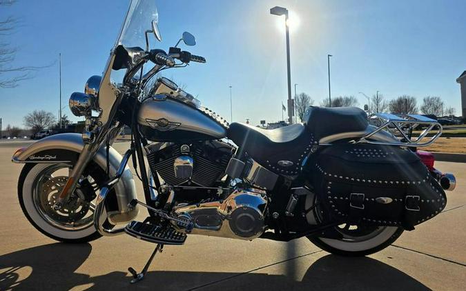 2003 Harley-Davidson® FLSTC - Heritage Softail® Classic