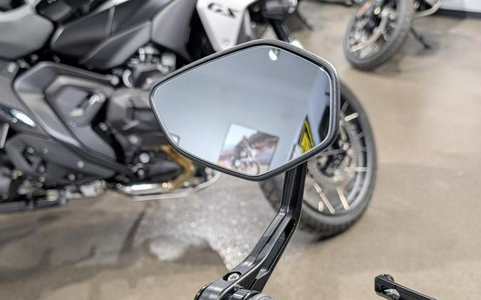 2026 BMW M 1000 R White Aluminum Metallic Matte