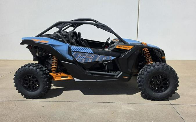 2026 Can-Am Maverick X3 DS Turbo Scandi Blue & Orange Crush