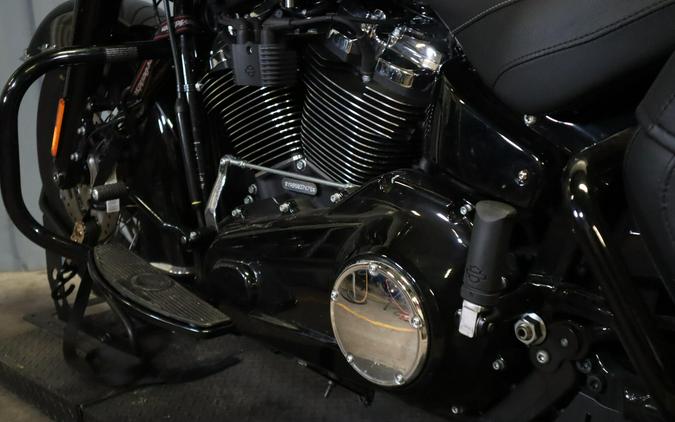 2025 Harley-Davidson Heritage Classic FLHC