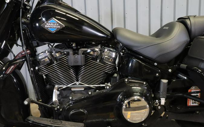 2025 Harley-Davidson Heritage Classic FLHC