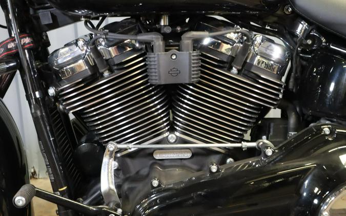 2025 Harley-Davidson Heritage Classic FLHC