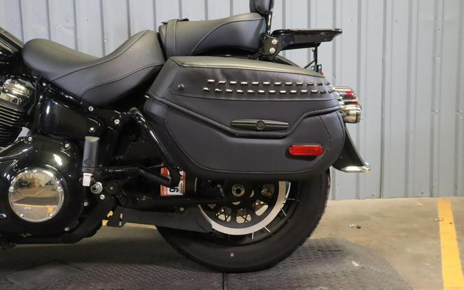 2025 Harley-Davidson Heritage Classic FLHC