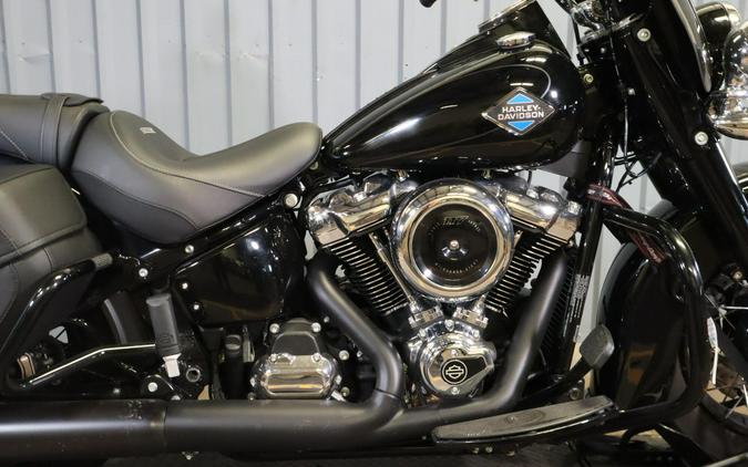 2025 Harley-Davidson Heritage Classic FLHC