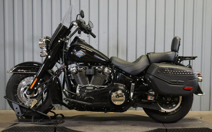 2025 Harley-Davidson Heritage Classic FLHC