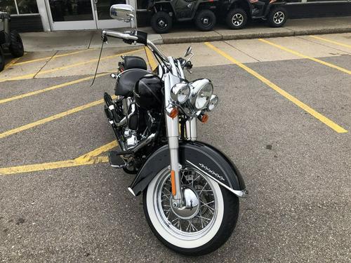 2017 Harley-Davidson® FLSTN - Softail® Deluxe