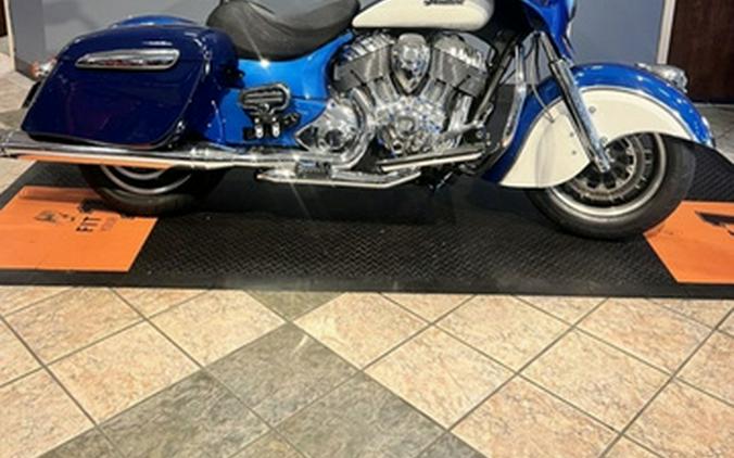 2019 Indian Roadmaster Thunder Black